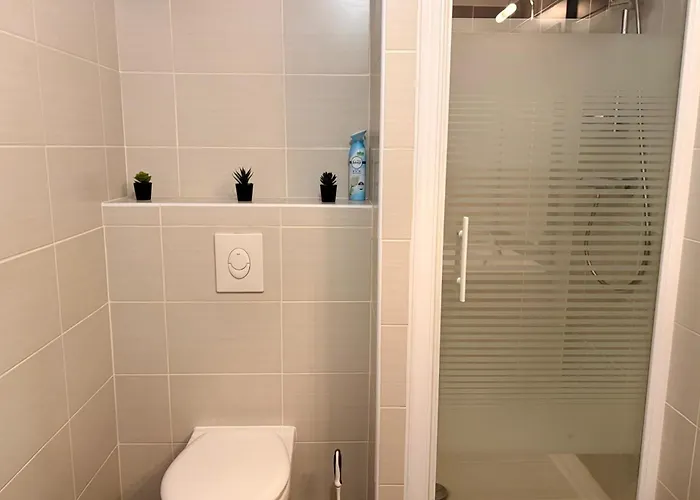 Beautifull Near The * Антиб